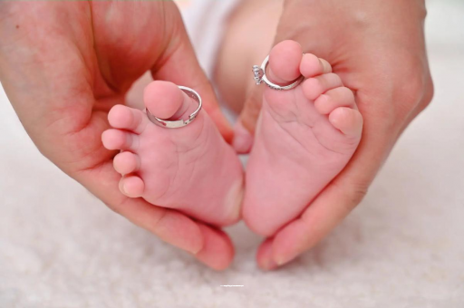 滕州2024深圳助孕公司大对比：过来人经验带你深入了解